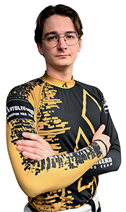 Олейник Максим